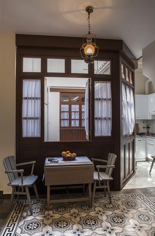 Angeles House Apartment Seville Exterior photo